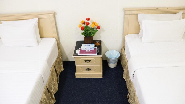 Al Farhan Hotel Suites (Exit 15) Main image